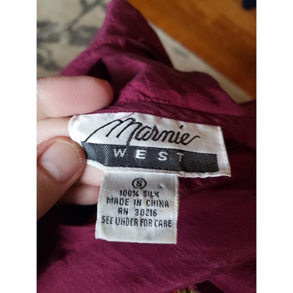 90s Silk Button Down with Frilly Collar - Picture 4 of 4